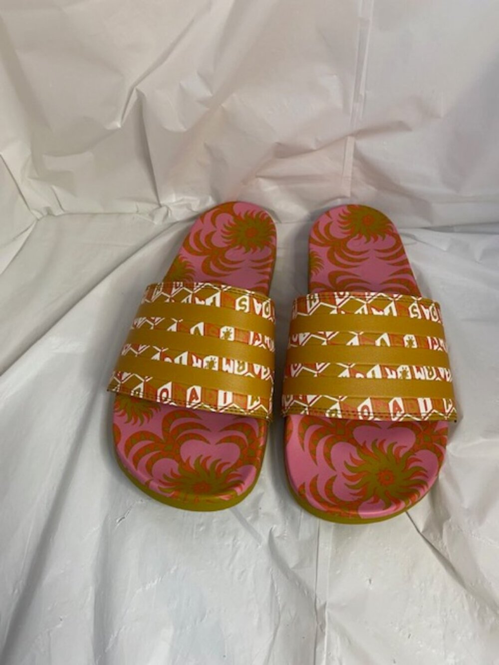 Adidas FARM Rio Collab-Adilette comfort Slide in pink/gold, Women's Size 8